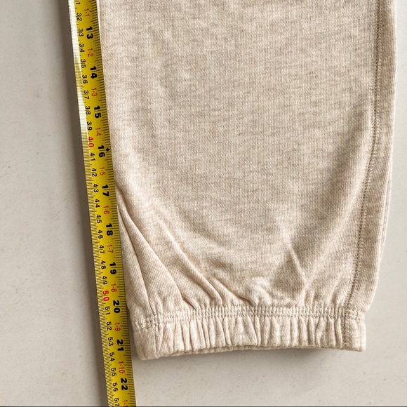 NWT Old Navy Cropped French Terry Jogger - Picture 10 of 14